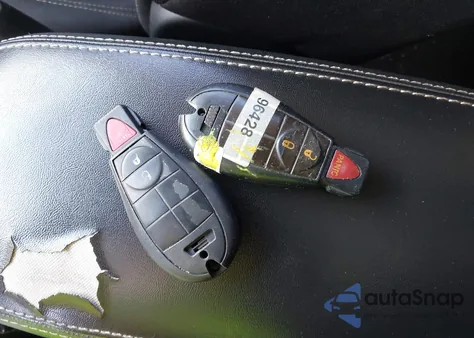 2016 Jeep Cherokee Latitude из США, поврежденный, VIN 1C4PJLCS1GW108435